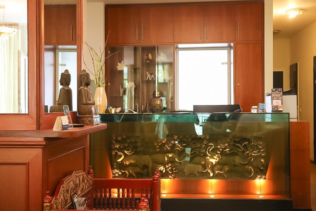 Royal Inn كولونيا المظهر الخارجي الصورة